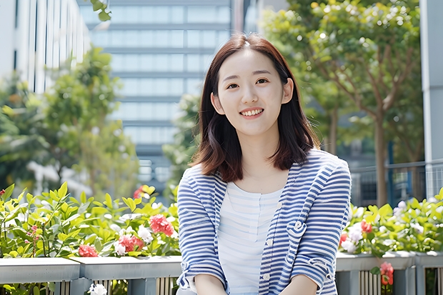 文科类大学排名一览表及分数线（全国高考分数线排名表）