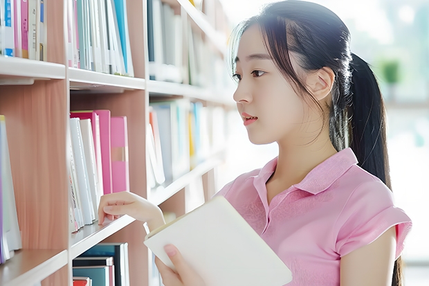 江西文科大学排名及分数线（文科类大学排名一览表及分数线）